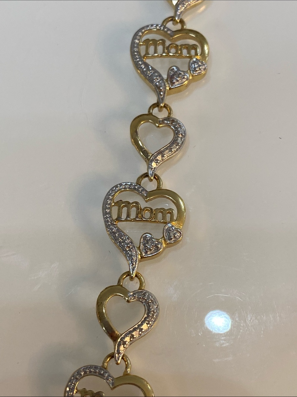 Gold 'Mom' Diamond Heart Link Bracelet - Women's Jewelry - Picture 3 of 8
